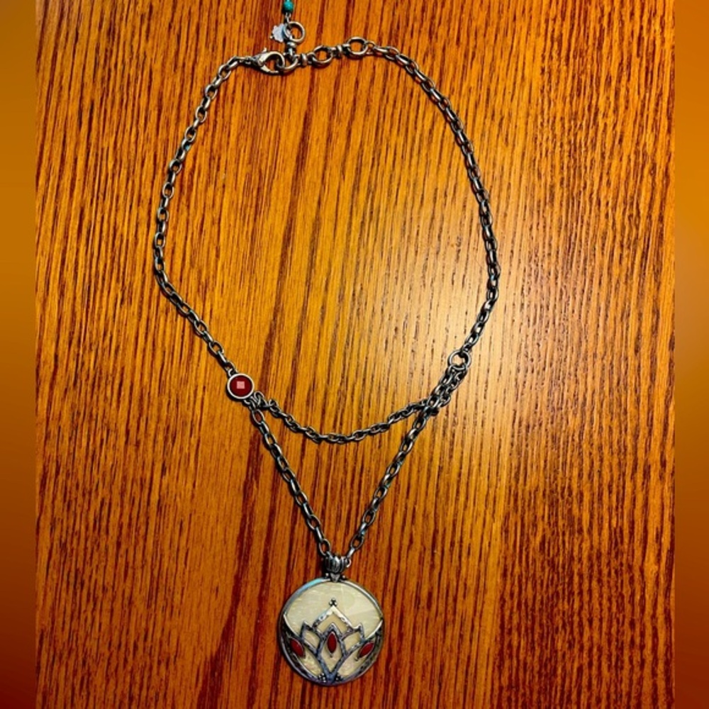 Lucky Brand necklace 16 inch extends to 18